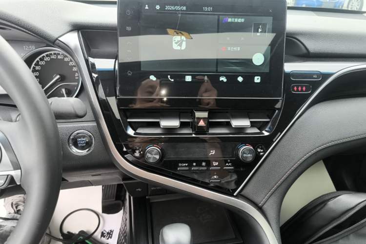 Used Toyota Camry 2023 2.0G Luxury Edition Audio And AC Panel