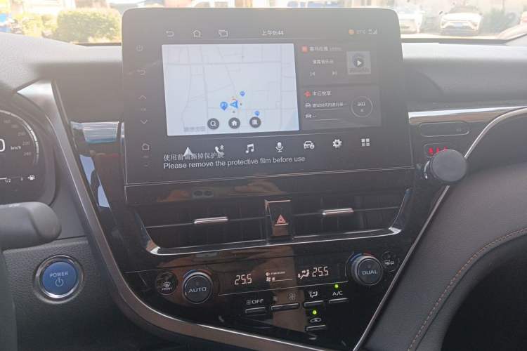 Used Toyota Camry 2023 Dual-Motor 2.5HG Luxury Edition Audio And AC Panel