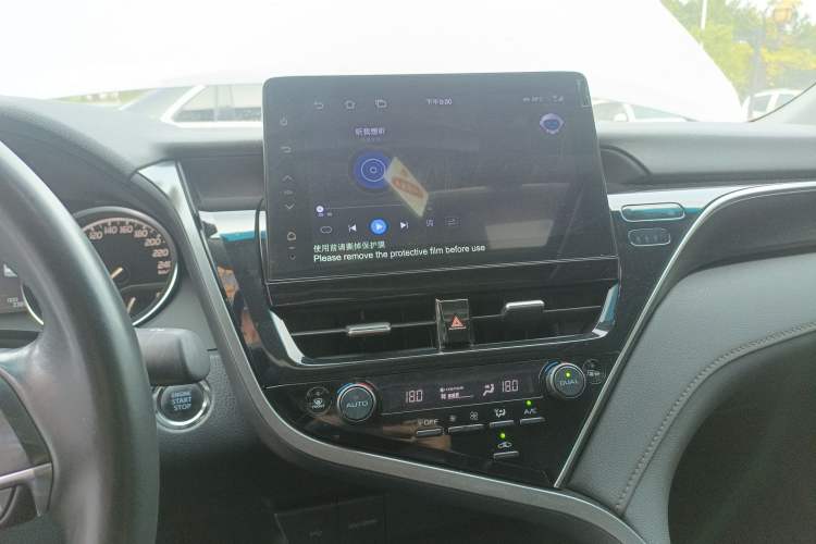 Used Toyota Camry 2023 2.0G Luxury Edition Audio And AC Panel