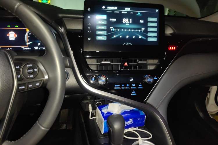 Used Toyota Camry 2023 2.5G Luxury Edition Audio And AC Panel