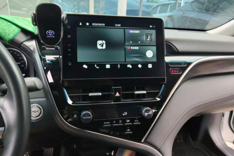 Used Toyota Camry 2023 2.5G Luxury Edition Audio And AC Panel
