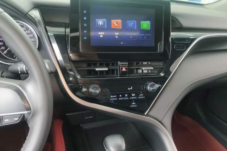 Used Toyota Camry 2023 2.0GVP Premier Edition Audio And AC Panel