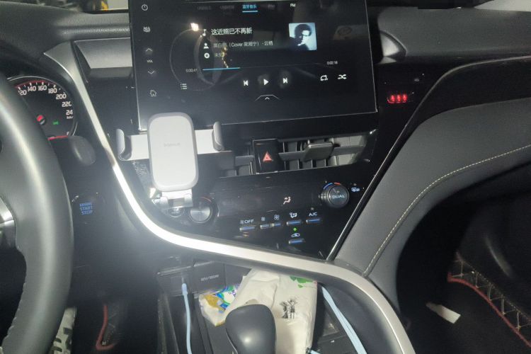Used Toyota Camry 2023 2.0S Knight Edition Audio And AC Panel