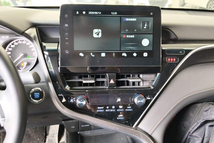 Used Toyota Camry 2023 2.0G Luxury Edition Audio And AC Panel