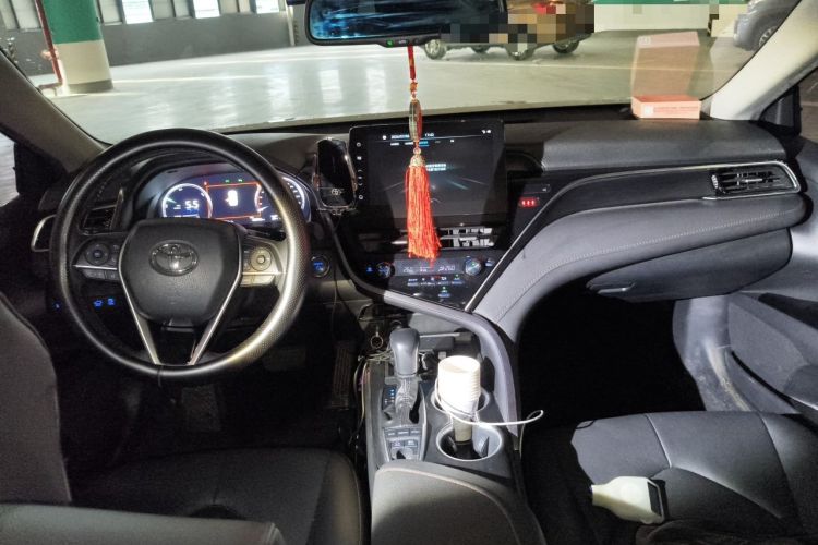 Used Toyota Camry 2023 Dual-Motor 2.5HG Luxury Edition Center Console