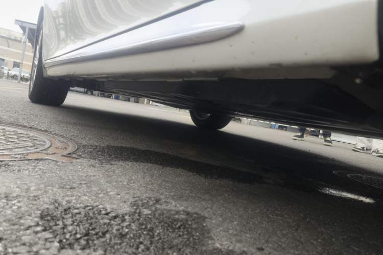 Used Toyota Camry 2023 2.0G Luxury Edition Chassis Front Right