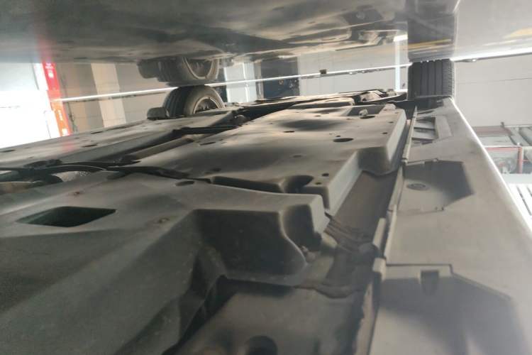 Used Toyota Camry 2023 2.0GVP Premier Edition Chassis Rear Left