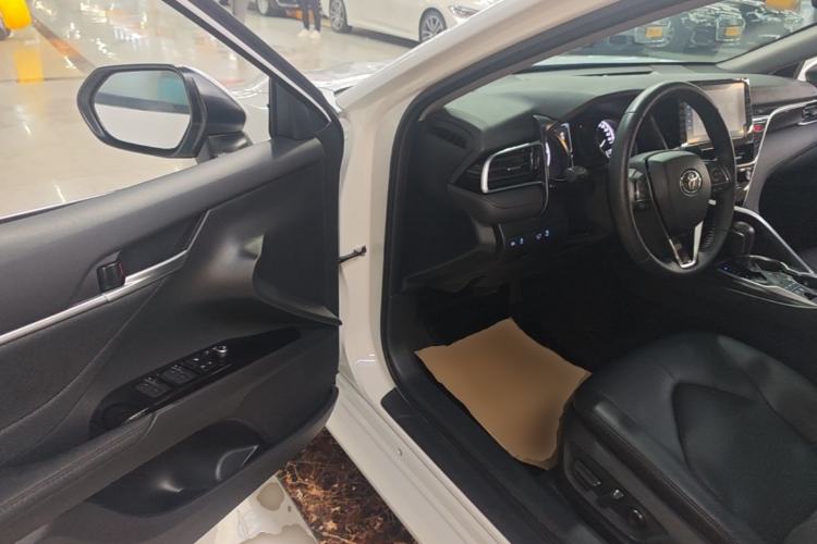 Used Toyota Camry 2023 Dual-Motor 2.5 HGVP Leading Edition Driver Seat