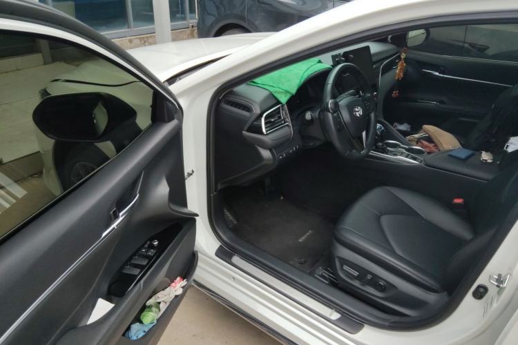 Used Toyota Camry 2023 2.5G Luxury Edition Driver Seat