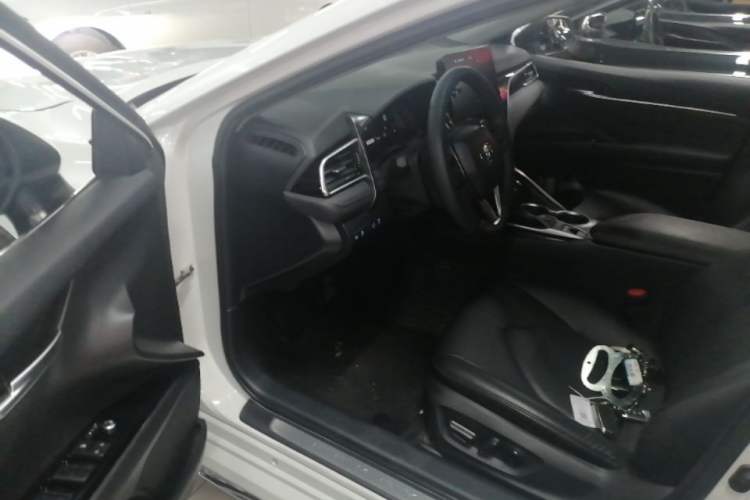 Used Toyota Camry 2023 Dual-Motor 2.5HG Luxury Edition Driver Seat