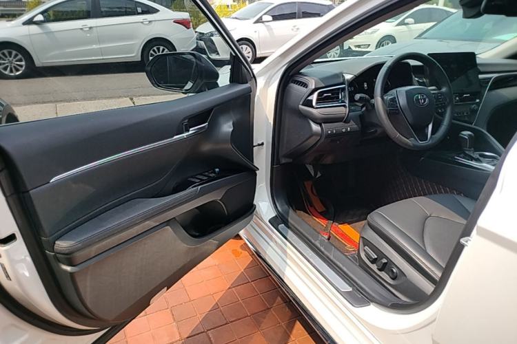 Used Toyota Camry 2023 Dual-Motor 2.5HG Luxury Edition Driver Seat