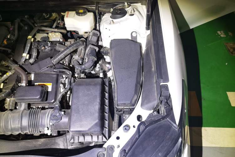 Used Toyota Camry 2023 Dual-Motor 2.5HG Luxury Edition Engine Bay Left