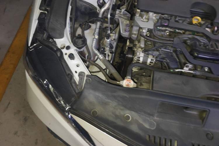 Used Toyota Camry 2023 2.0G Luxury Edition Engine Bay Right