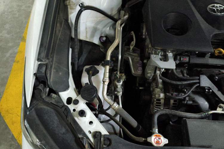 Used Toyota Camry 2023 2.0G Luxury Edition Engine Bay Right