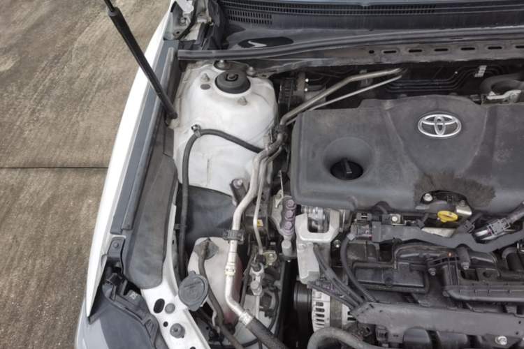 Used Toyota Camry 2023 2.5G Luxury Edition Engine Bay Right