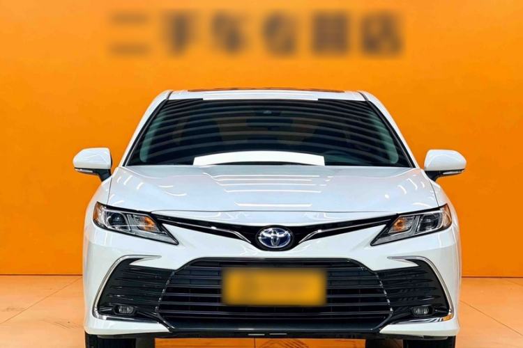 Used Toyota Camry 2023 Dual-Motor 2.5 HGVP Leading Edition Exterior 1