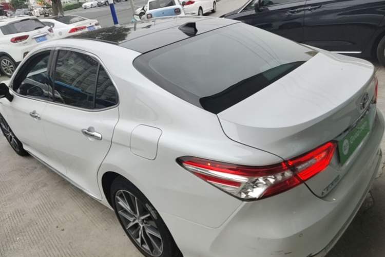 Used Toyota Camry 2023 Dual-Motor 2.5HG Luxury Edition Exterior 2