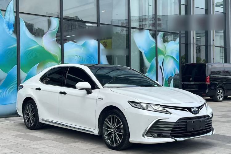 Used Toyota Camry 2023 Dual-Motor 2.5HG Luxury Edition Exterior 2