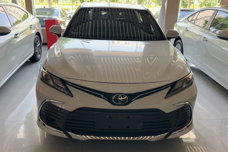 Used Toyota Camry 2023 2.0G Luxury Edition Exterior 2