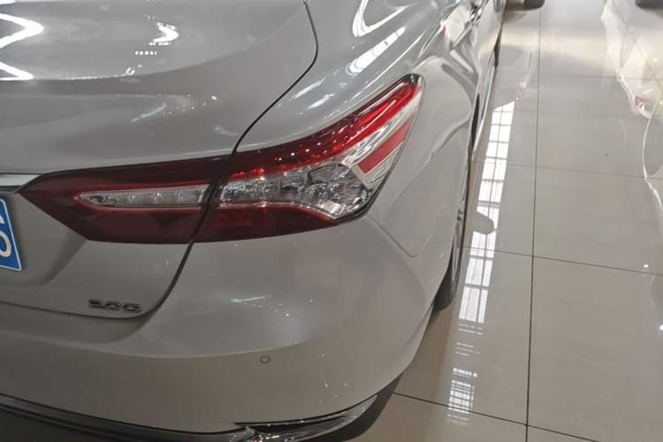 Used Toyota Camry 2023 2.0G Luxury Edition Exterior 3