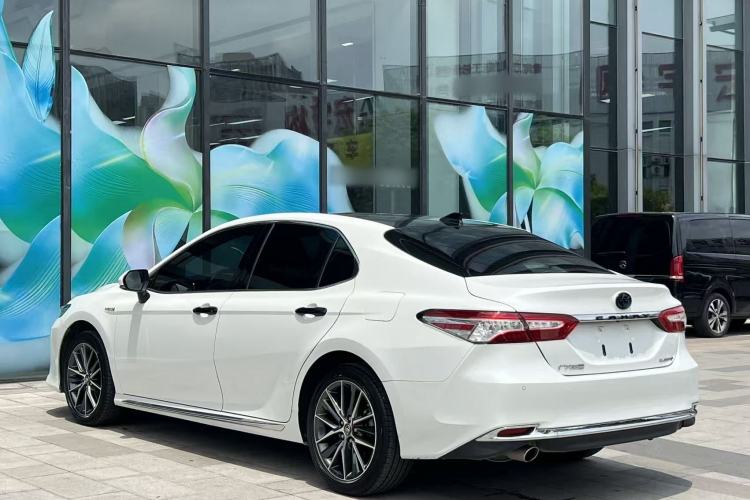 Used Toyota Camry 2023 Dual-Motor 2.5HG Luxury Edition Exterior 3