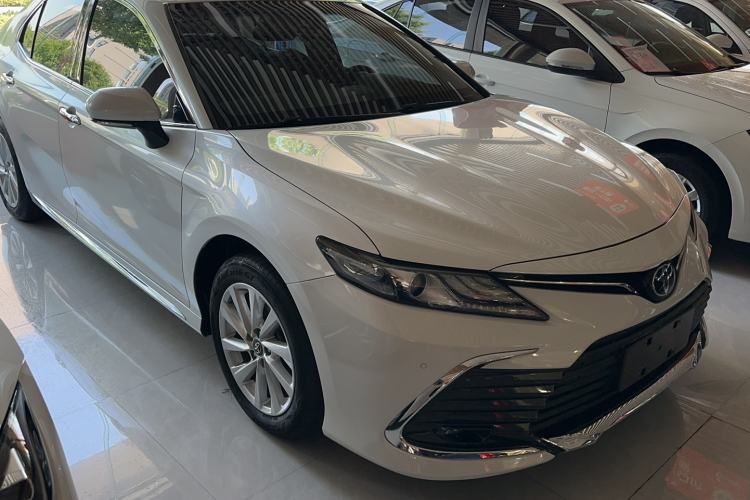 Used Toyota Camry 2023 2.0G Luxury Edition Exterior 3