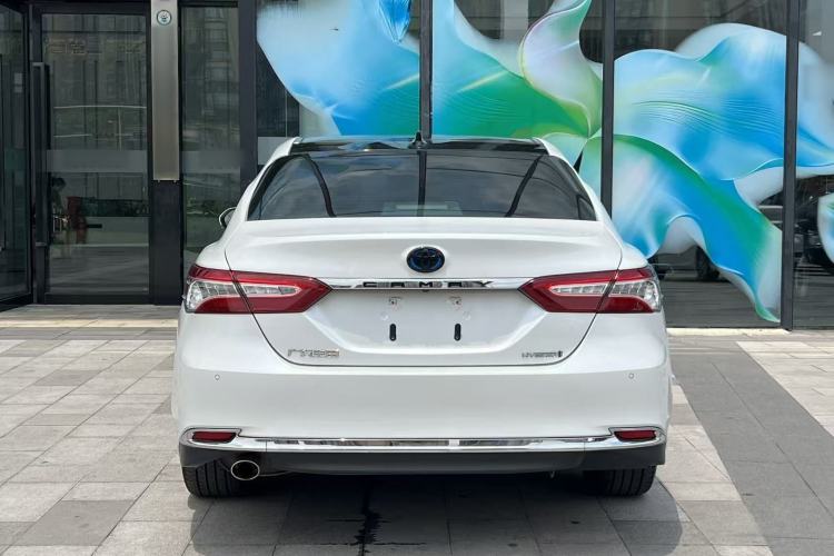 Used Toyota Camry 2023 Dual-Motor 2.5HG Luxury Edition Exterior 4
