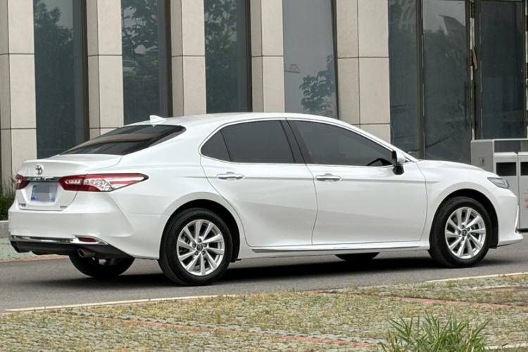 Used Toyota Camry 2023 2.0G Luxury Edition Exterior 4