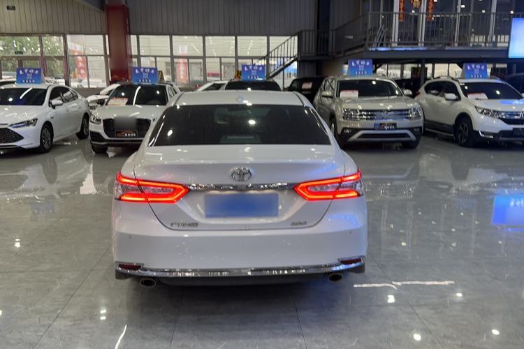 Used Toyota Camry 2023 2.0G Luxury Edition Exterior 4