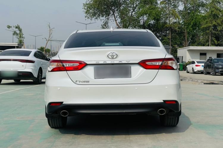 Used Toyota Camry 2023 2.0GVP Premier Edition Exterior 5