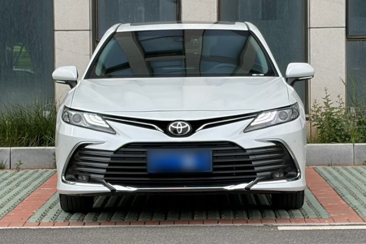 Used Toyota Camry 2023 2.0G Luxury Edition Exterior 5