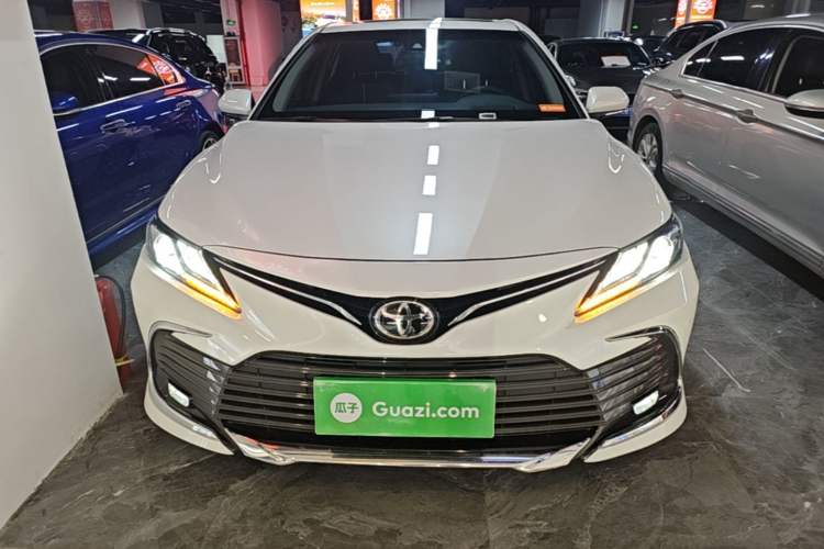 Used Toyota Camry 2023 2.0G Luxury Edition Front