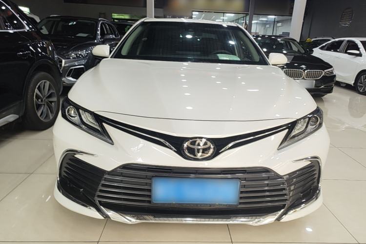 Used Toyota Camry 2023 2.0G Luxury Edition Front