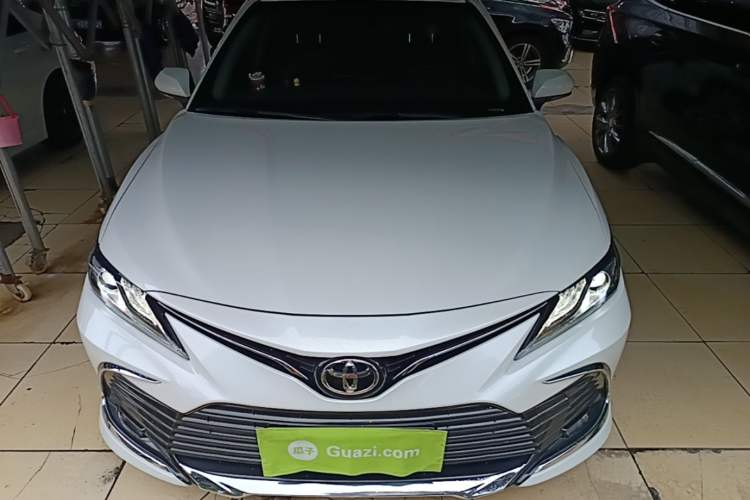Used Toyota Camry 2023 2.0G Luxury Edition Front