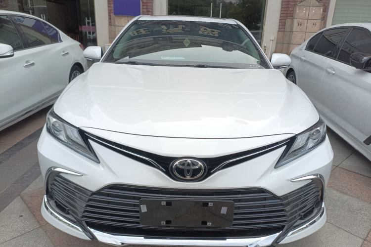 Used Toyota Camry 2023 2.0G Luxury Edition Front