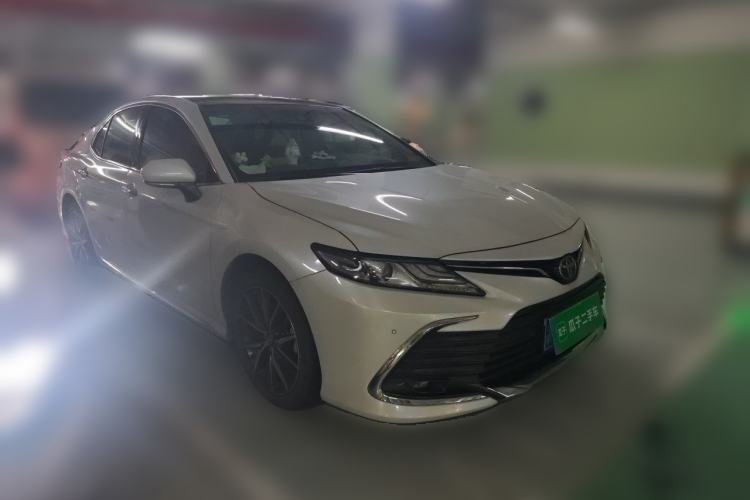 Used Toyota Camry 2023 2.5G Luxury Edition Front Right 45 Deg