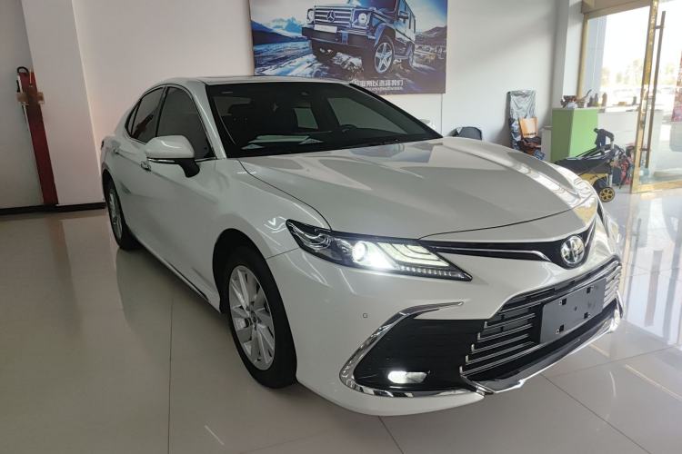 Used Toyota Camry 2023 2.0G Luxury Edition Front Right 45 Deg