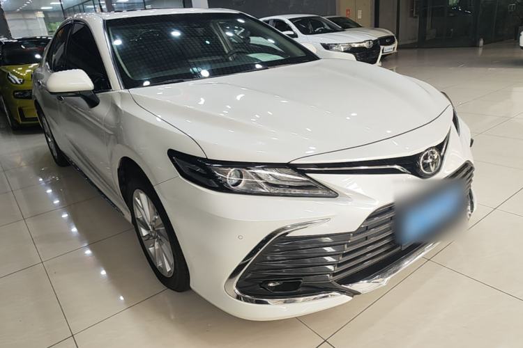 Used Toyota Camry 2023 2.0G Luxury Edition Front Right 45 Deg