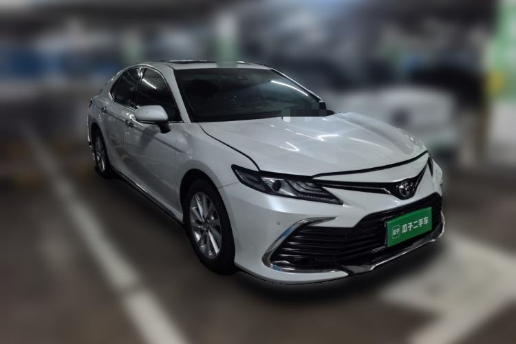 Used Toyota Camry 2023 2.0G Luxury Edition Front Right 45 Deg
