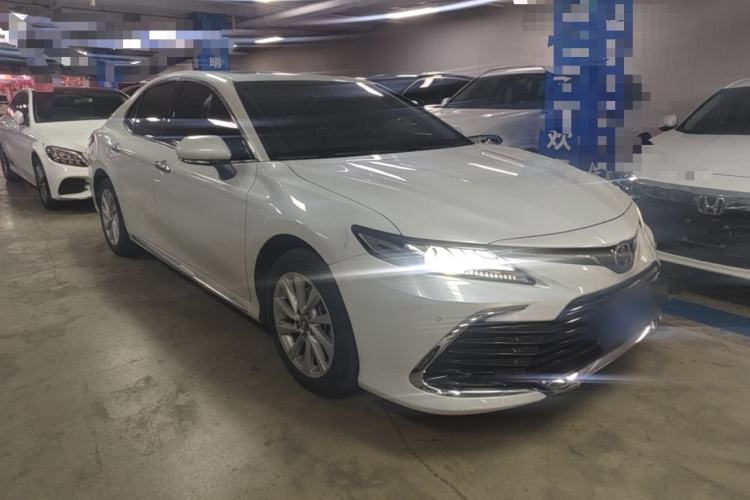 Used Toyota Camry 2023 2.0G Luxury Edition Front Right 45 Deg
