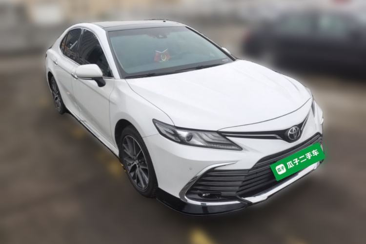 Used Toyota Camry 2023 2.5G Luxury Edition Front Right 45 Deg