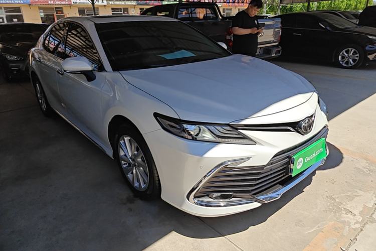 Used Toyota Camry 2023 2.0G Luxury Edition Front Right 45 Deg
