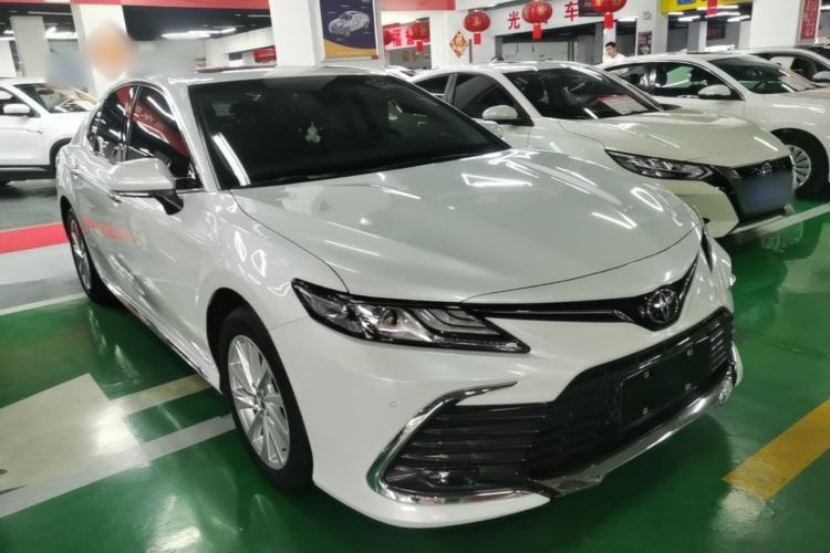 Used Toyota Camry 2023 2.0G Luxury Edition Front Right 45 Deg