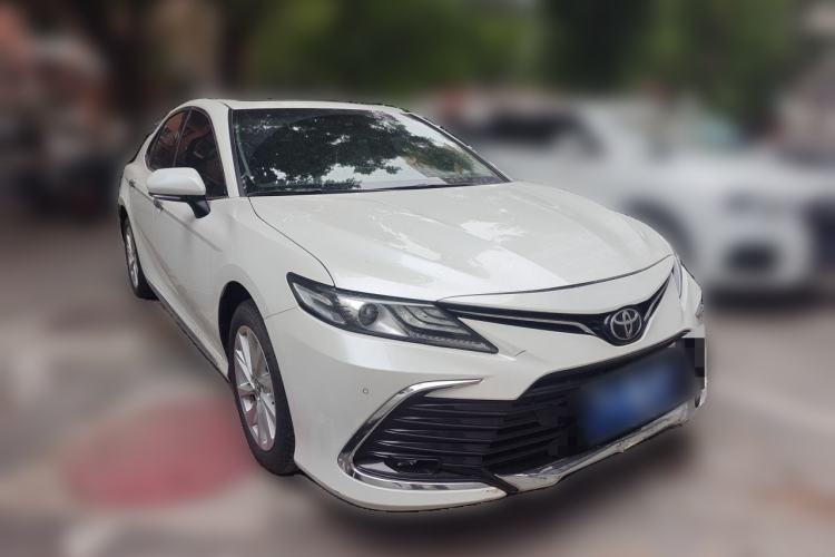 Used Toyota Camry 2023 2.0G Luxury Edition Front Right 45 Deg