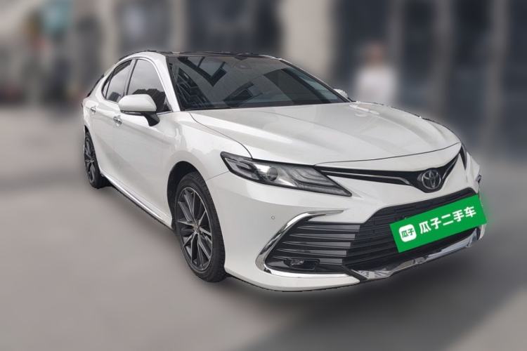 Used Toyota Camry 2023 2.5G Luxury Edition Front Right 45 Deg