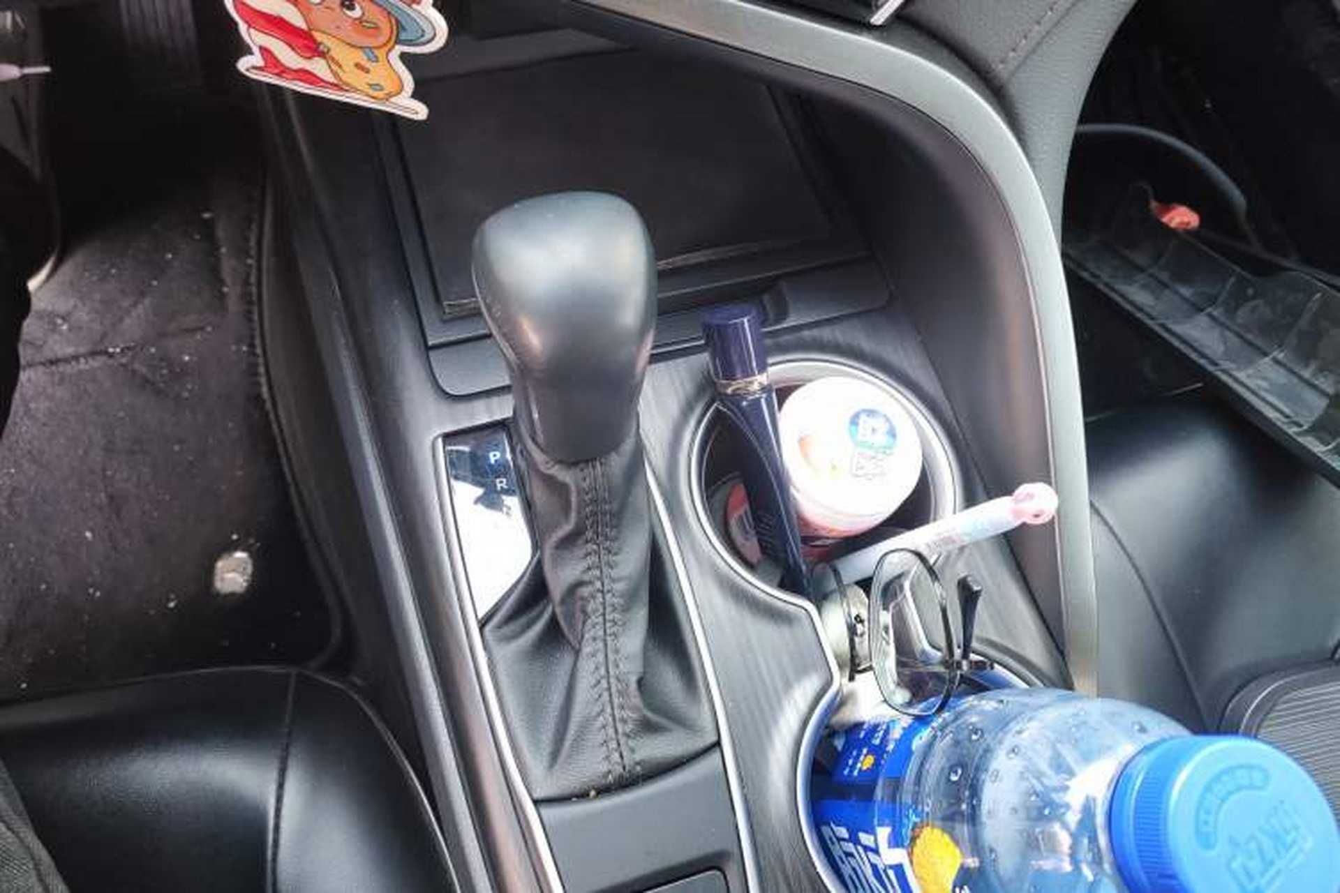 Used Toyota Camry 2023 2.0G Luxury Edition Gear Lever