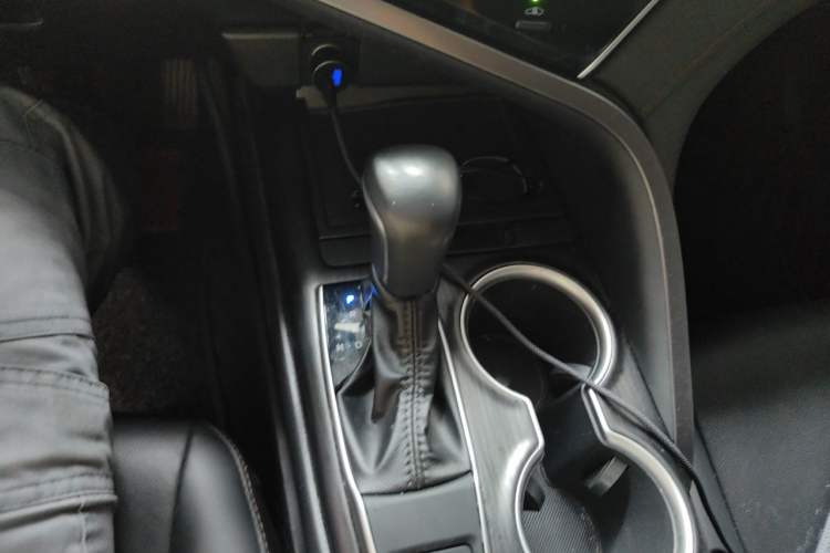 Used Toyota Camry 2023 2.0GVP Premier Edition Gear Lever