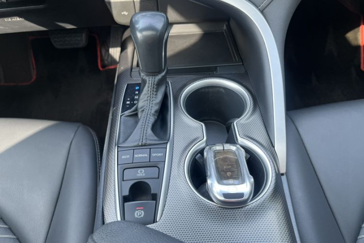 Used Toyota Camry 2023 2.0S Knight Edition Gear Lever