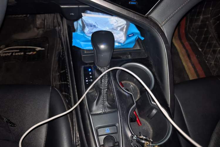 Used Toyota Camry 2023 2.0G Luxury Edition Gear Lever