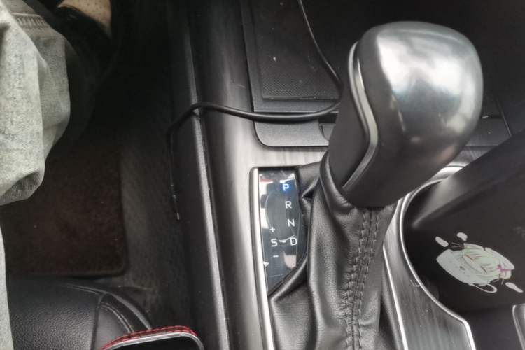 Used Toyota Camry 2023 2.5G Luxury Edition Gear Lever